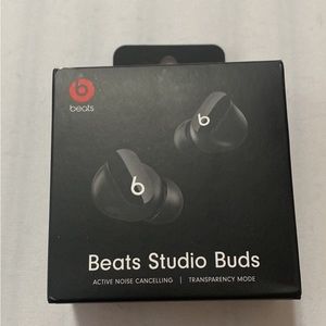 Beats Studio Buds